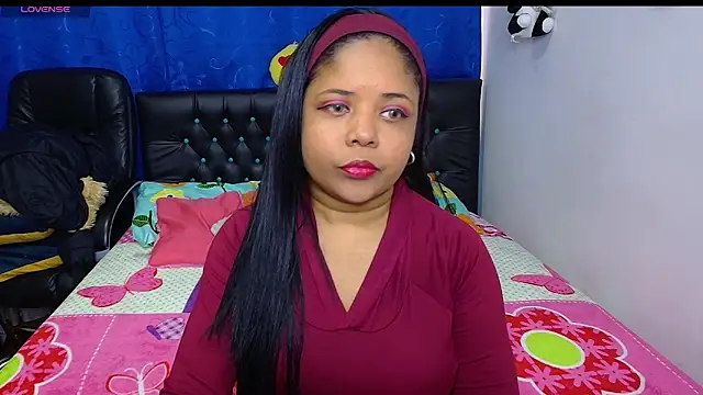 Snapshot of Melikasweetz chatting on May 19, 2026, 3:41 pm Melikasweetz online show from May 19, 2026, 3:41 pm