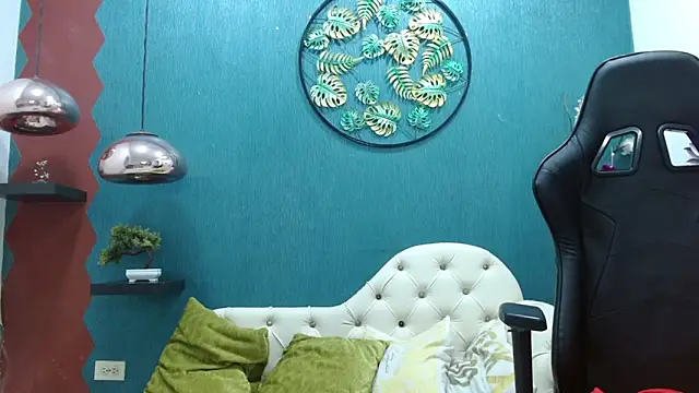 Melikasweetz online show from March 2, 2025, 8:14 pm