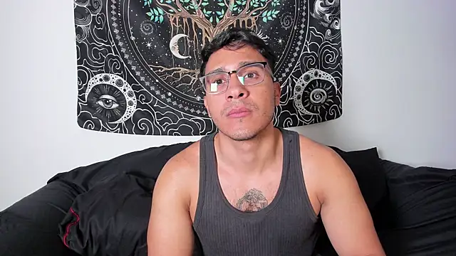 JayMarcos  online show from October 13, 2025, 4:25 am