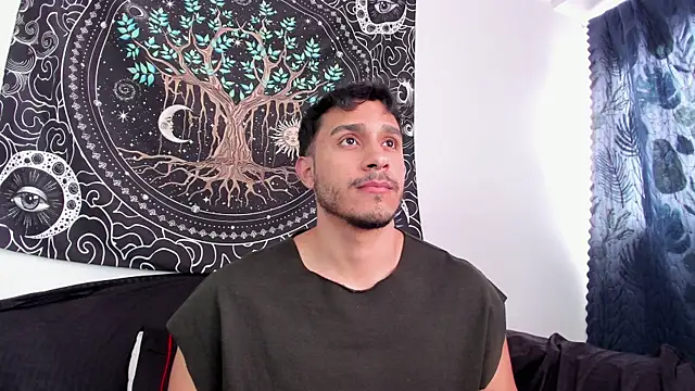 JayMarcos  online show from November 4, 2025, 6:22 pm