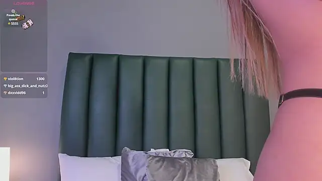 VictoriaNoah  online show from March 21, 2025, 7:57 pm