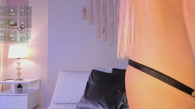 VictoriaNoah  online show from March 7, 2025, 3:39 pm