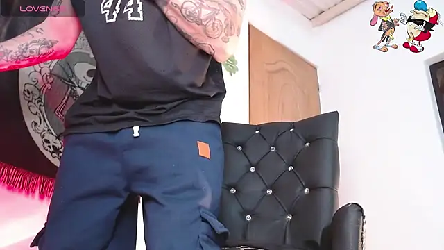 Snapshot of ren_stipee chatting on November 19, 2025, 9:48 pm ren stipee online show from November 19, 2025, 9:48 pm