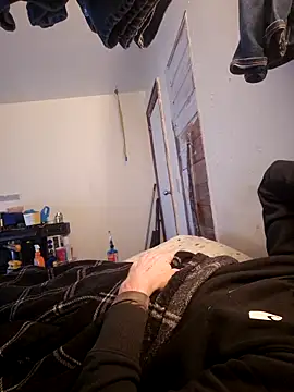 Snapshot of BigDDave6979 chatting on December 15, 2025, 1:55 am BigDDave6979 online show from December 15, 2025, 1:55 am