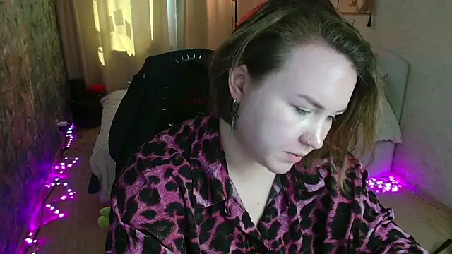 Snapshot of Jenny_Fox chatting on April 29, 2026, 7:01 am Jenny Fox online show from April 29, 2026, 7:01 am