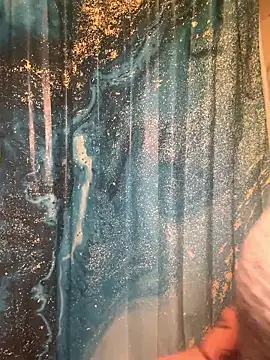 Snapshot of lairarose chatting on October 29, 2025, 1:15 am lairarose online show from October 29, 2025, 1:15 am