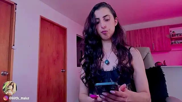 Snapshot of Lilith_malum chatting on October 6, 2025, 7:58 pm Lilith malum online show from October 6, 2025, 7:58 pm