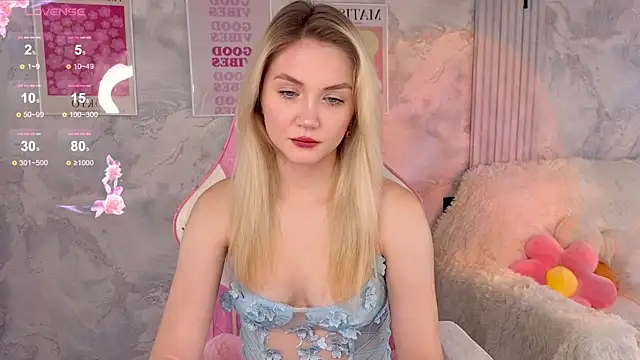 Snapshot of angel_with_flowers chatting on September 16, 2025, 2:34 am angel with flowers online show from September 16, 2025, 2:34 am