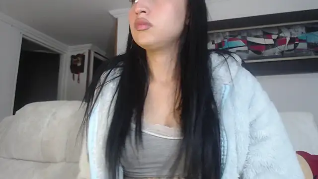 Snapshot of Nicolette_ks_ chatting on March 15, 2025, 4:13 am Nicolette ks online show from March 15, 2025, 4:13 am