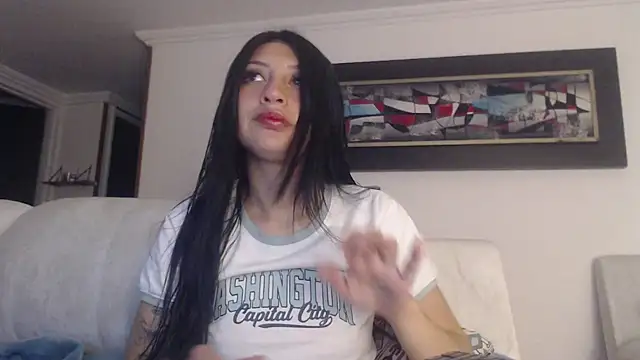 Snapshot of Nicolette_ks_ chatting on September 24, 2025, 5:14 am Nicolette ks online show from September 24, 2025, 5:14 am