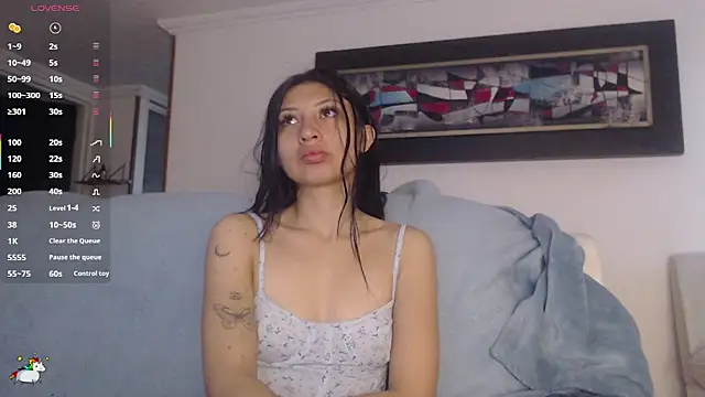 Snapshot of Nicolette_ks_ chatting on October 9, 2025, 8:53 pm Nicolette ks online show from October 9, 2025, 8:53 pm