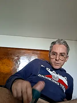 Snapshot of dedalus84 chatting on April 16, 2026, 11:33 am dedalus84 online show from April 16, 2026, 11:33 am