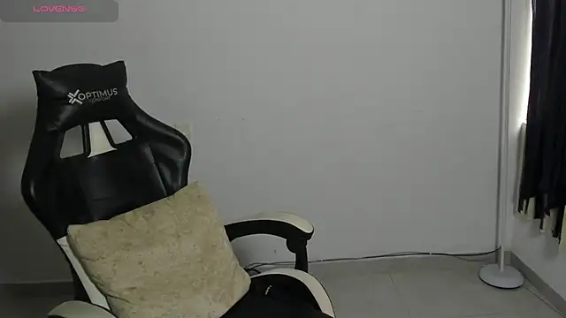 Iamdylan777 online show from February 19, 2026, 1:19 pm