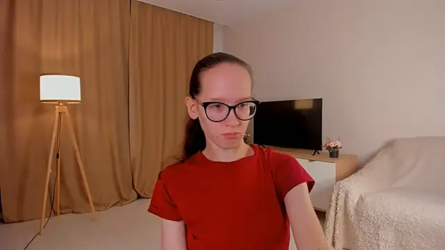 Snapshot of BettyBrowni chatting on October 22, 2025, 4:17 pm BettyBrowni online show from October 22, 2025, 4:17 pm