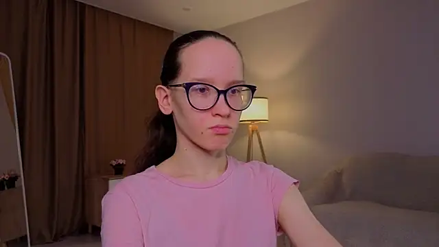 BettyBrowni online show from April 2, 2026, 4:13 pm