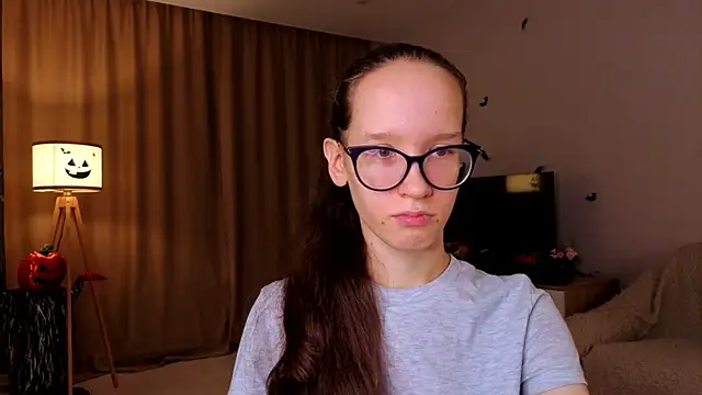 Snapshot of BettyBrowni chatting on November 8, 2025, 4:10 pm BettyBrowni online show from November 8, 2025, 4:10 pm