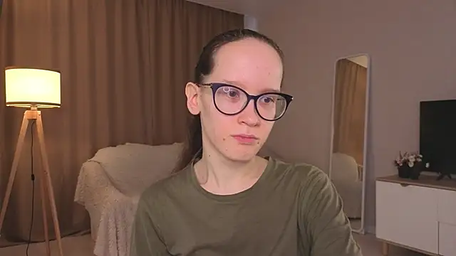 Snapshot of BettyBrowni chatting on May 14, 2026, 4:04 pm BettyBrowni online show from May 14, 2026, 4:04 pm