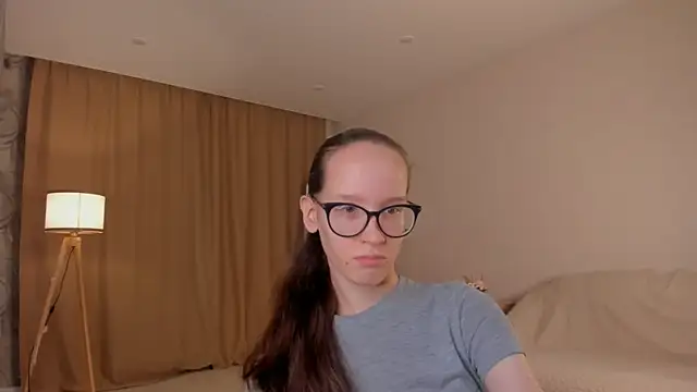 Snapshot of BettyBrowni chatting on October 28, 2025, 4:28 pm BettyBrowni online show from October 28, 2025, 4:28 pm