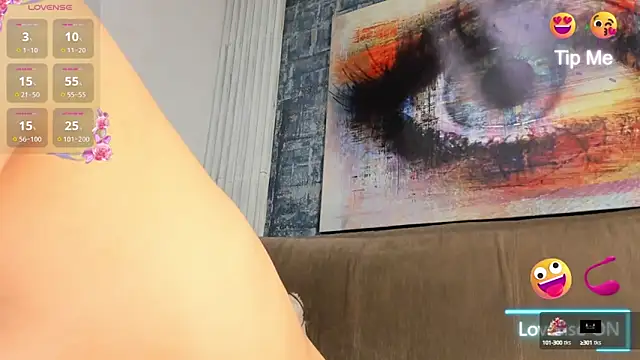 Snapshot of Paola__23 chatting on March 14, 2025, 3:47 pm Paola 23 online show from March 14, 2025, 3:47 pm