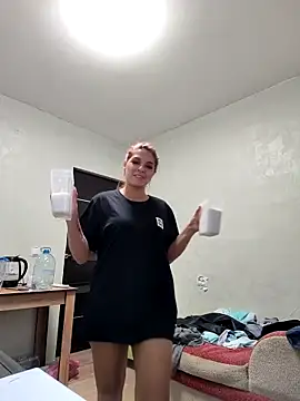 Snapshot of Unforgettable_ket chatting on October 4, 2025, 7:54 am Unforgettable ket online show from October 4, 2025, 7:54 am