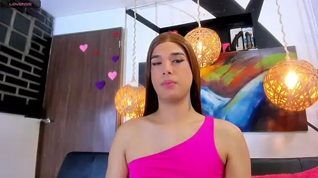 victoria aleia  online show from May 11, 2026, 10:40 pm