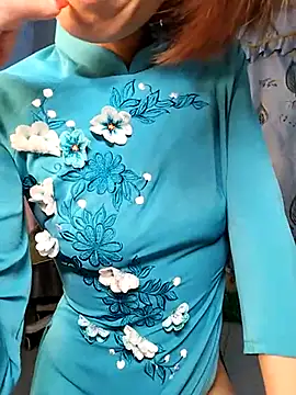 Snapshot of Kami_gaam chatting on February 17, 2025, 12:49 pm Kami gaam online show from February 17, 2025, 12:49 pm