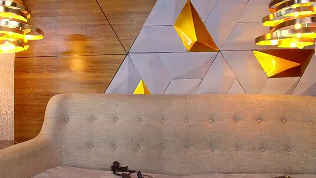 sarah banks1 online show from February 28, 2025, 7:03 pm