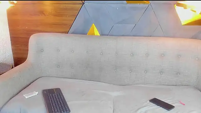 sarah banks1 online show from February 8, 2025, 7:05 pm