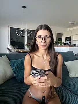 Snapshot of Wildberry_ chatting on September 20, 2025, 6:51 am Wildberry online show from September 20, 2025, 6:51 am