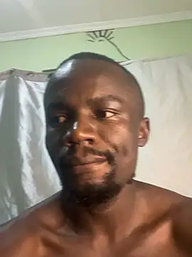 Snapshot of HUNKY-SMITH chatting on July 3, 2026, 8:37 pm HUNKY-SMITH online show from July 3, 2026, 8:37 pm
