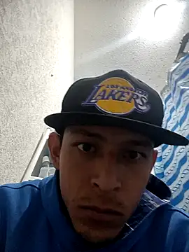Snapshot of Leonul chatting on December 23, 2024, 9:05 am Leonul online show from December 23, 2024, 9:05 am