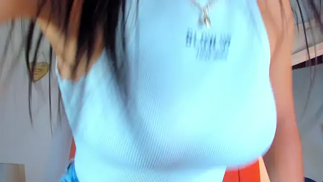 valen rose0 online show from November 26, 2025, 12:05 pm