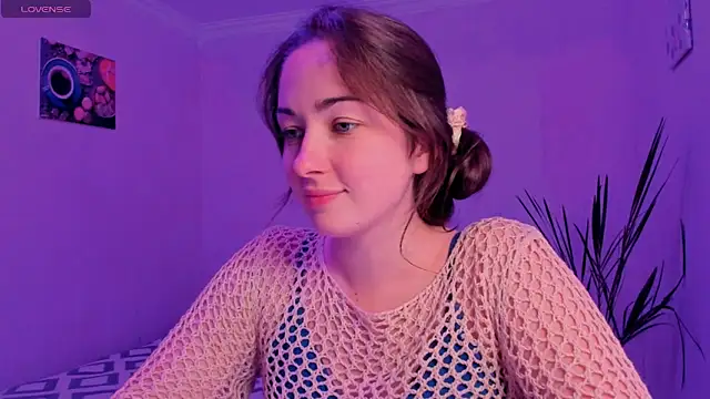 cClandesTina online show from September 25, 2025, 6:47 pm