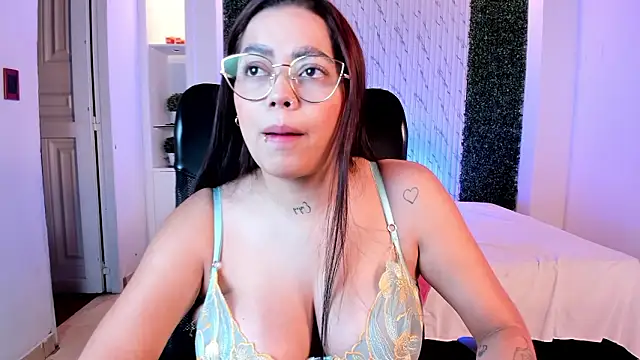 Snapshot of Melisa_Soto chatting on February 24, 2026, 11:00 am Melisa Soto online show from February 24, 2026, 11:00 am