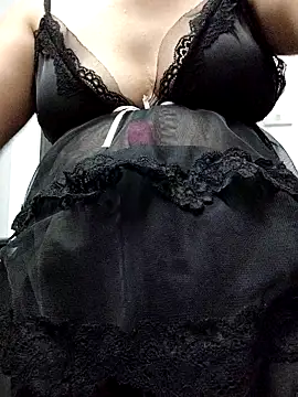 Snapshot of Haralushiaaa chatting on September 30, 2025, 2:01 pm Haralushiaaa online show from September 30, 2025, 2:01 pm