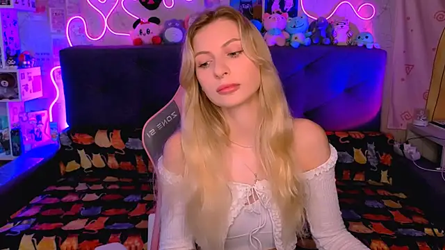 Maria Hunt online show from November 19, 2025, 5:29 am