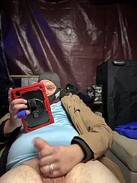 joeycbigcock online show from November 20, 2025, 8:09 pm