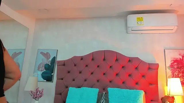 ThyaraJhons online show from April 8, 2026, 11:55 am