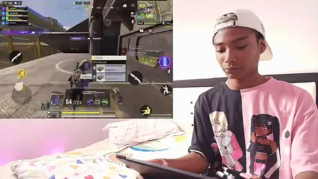 Snapshot of alejo_cute chatting on January 22, 2025, 2:03 pm alejo cute online show from January 22, 2025, 2:03 pm