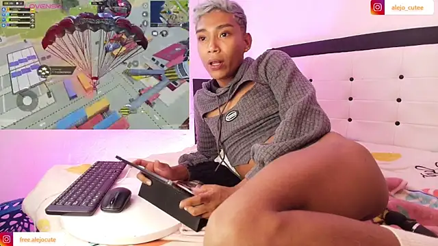 Snapshot of alejo_cute chatting on January 5, 2025, 8:10 pm alejo cute online show from January 5, 2025, 8:10 pm