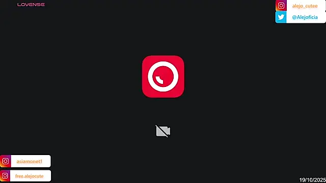 Snapshot of alejo_cute chatting on October 19, 2025, 10:12 pm alejo cute online show from October 19, 2025, 10:12 pm