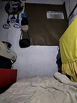 Snapshot of The-quee22 chatting on November 23, 2025, 4:00 am The-quee22 online show from November 23, 2025, 4:00 am