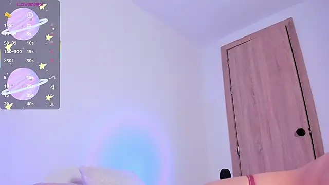 Snapshot of Lucyortiz_ chatting on October 20, 2025, 9:37 pm Lucyortiz online show from October 20, 2025, 9:37 pm