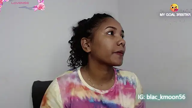 Snapshot of Blackmoon_23 chatting on November 20, 2025, 10:09 pm Blackmoon 23 online show from November 20, 2025, 10:09 pm