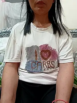 Asian girl13 online show from April 5, 2026, 11:00 pm