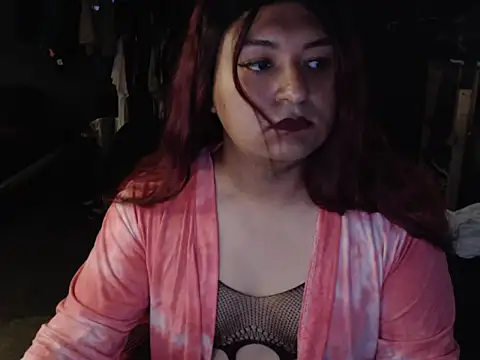 Snapshot of Angiedush_official chatting on April 15, 2026, 4:00 pm Angiedush official online show from April 15, 2026, 4:00 pm