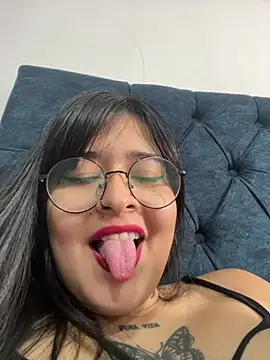 ZTahya online show from February 14, 2026, 9:04 pm