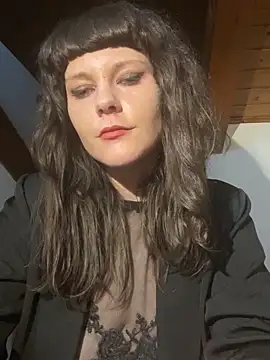 OniricFemme online show from March 5, 2025, 10:21 pm