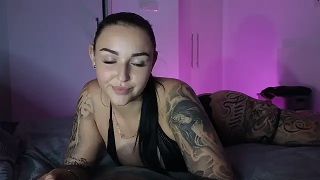anastasiaink online show from May 4, 2026, 7:17 pm