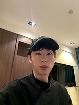 Snapshot of 1a1a1alll chatting on October 23, 2025, 2:49 pm 1a1a1alll online show from October 23, 2025, 2:49 pm